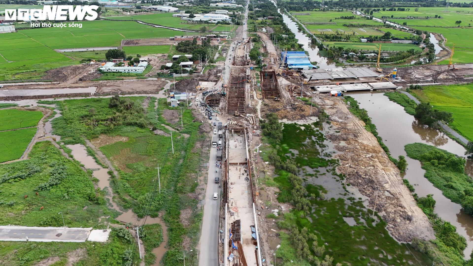 Toàn cảnh Vành đai 3 TP.HCM qua Củ Chi sau hơn 2 năm thi công