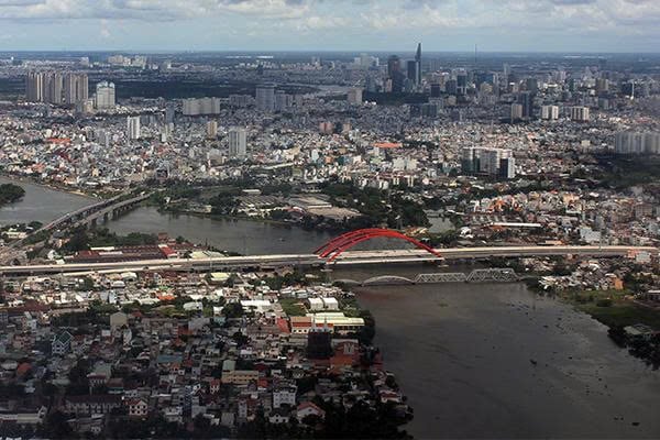 Chủ đầu tư lớn của Việt Nam Sun Group đề xuất dự án đường ven sông, tuyến tàu điện ngầm tại TP.HCM